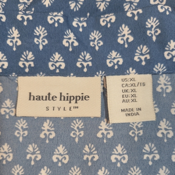 Haute Hippie (Womens XL) Blue Patterned Button-Down Semi-Cropped Collared Blouse - Picture 6 of 7
